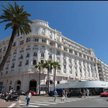 아파트 Le Rouaze - Proche Carlton Et Martinez - Ideal Congres - Wifi Clim *